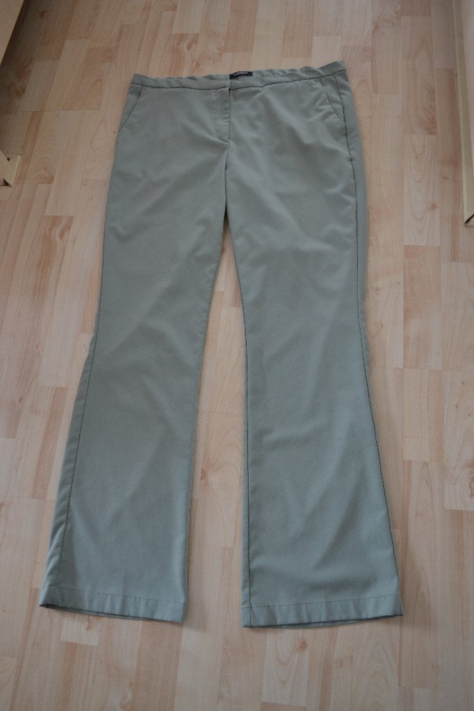 Broek van Clockhouse maat 44, Maat 42/44 (L), Ophalen of Verzenden, Zo goed als nieuw, Clockhouse