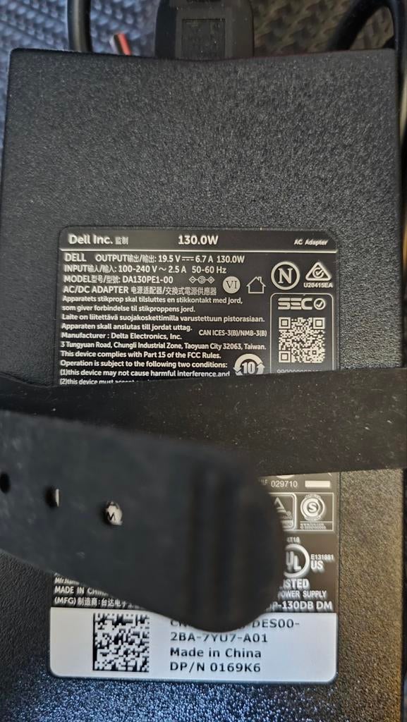 Dell 130W Oplader - DA130PE1-00 - Origineel, Computers en Software, Laptop-opladers, Ophalen of Verzenden, Gebruikt, Dell