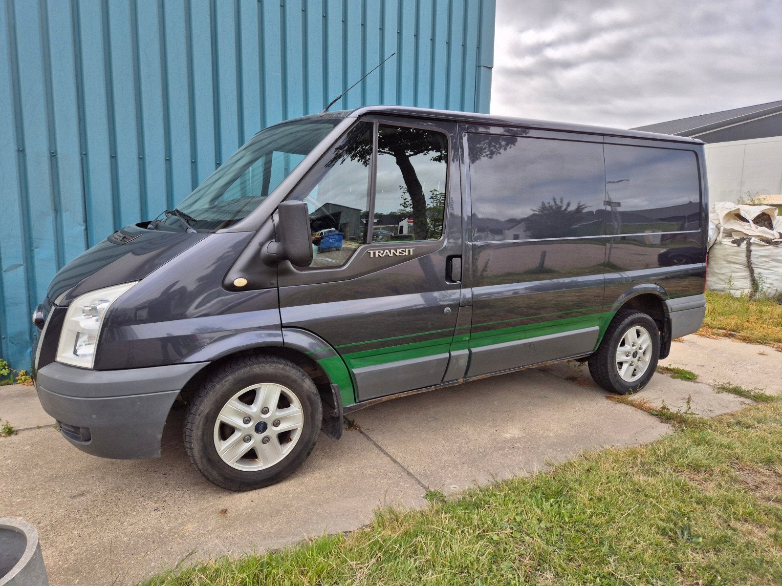 Ford Transit 2.2 260S VAN 115DPF 4.36 2011, Voorwielaandrijving, Euro 5, Stof, 1670 kg
