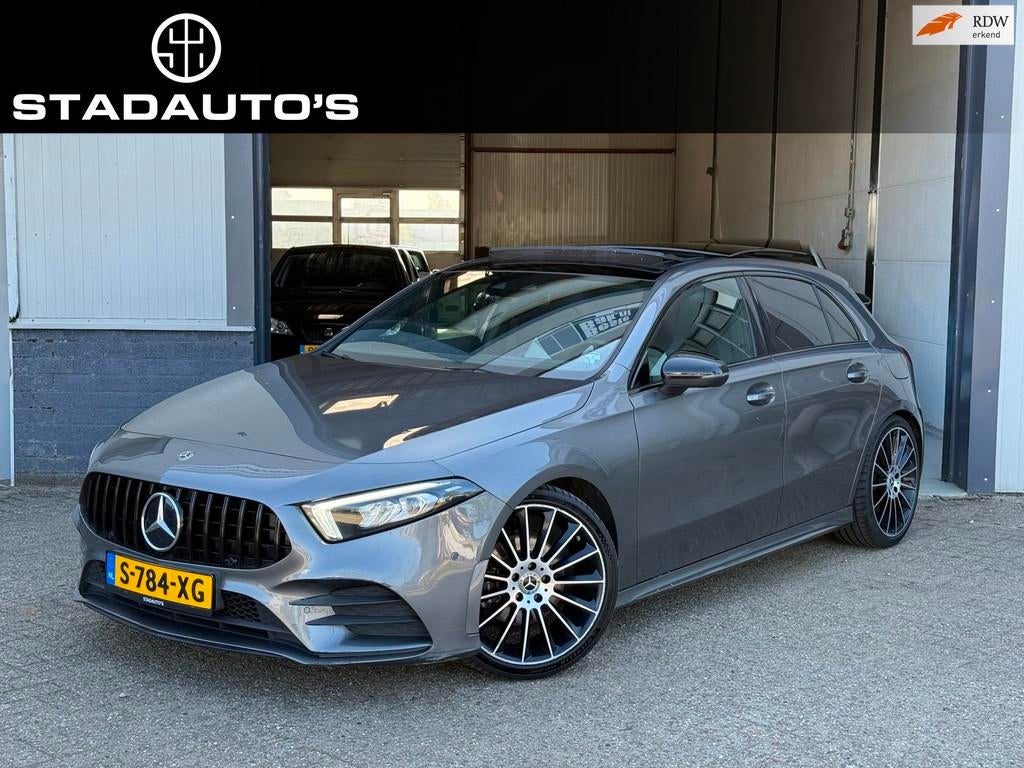 Mercedes-Benz A-klasse 200 AMG Panoramadak|Widescreen|Sfeerv, Gebruikt, 4 cilinders, Leder en Stof, 163 pk