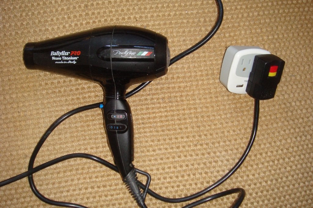 ZEER KRACHTIGE BABY LISS  PLATINIUM HAAR FÖHN  2000 WATJES., Ophalen of Verzenden, Zo goed als nieuw, Föhn of Haardroger