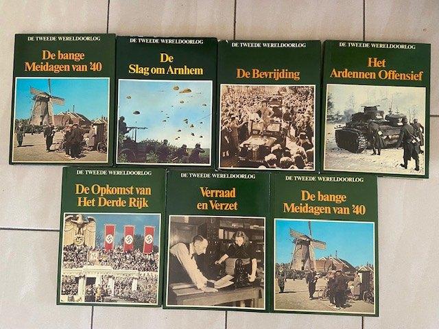 de tweede wereldoorlog 7 x + oorlogskranten, Verzamelen, Ophalen of Verzenden, Overige soorten, Nederland, Boek of Tijdschrift