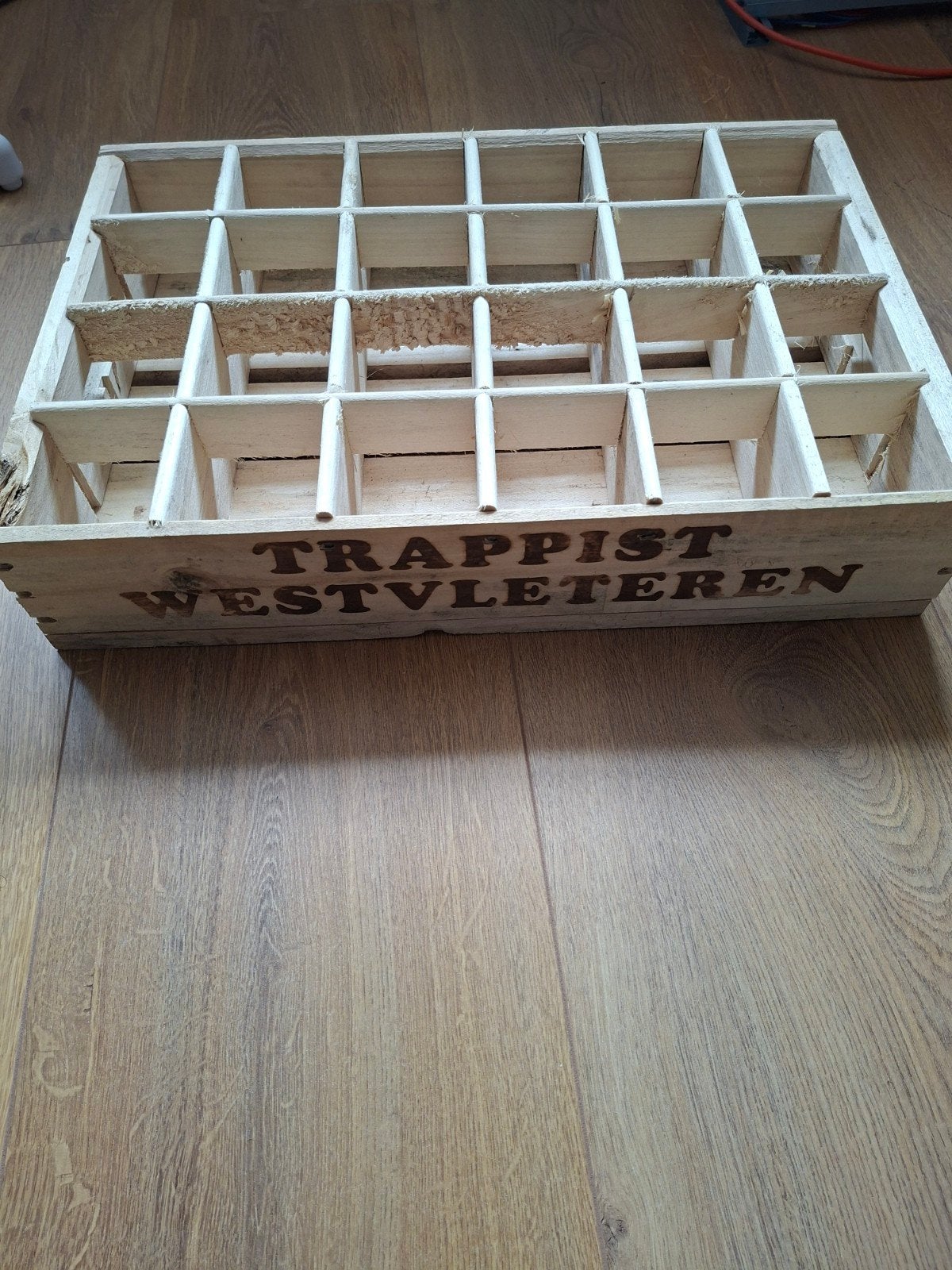 Leeg houten krat Westvleteren bier, Ophalen of Verzenden, Gebruikt, Overige houtsoorten