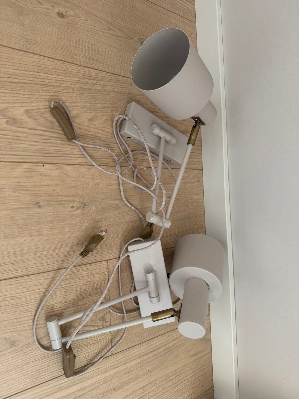 2 wandlampen Karwei beige nieuw Nordin, Ophalen, Zo goed als nieuw