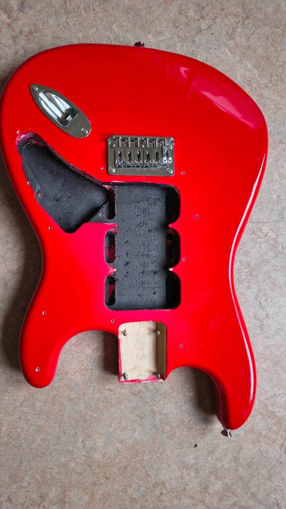 Squier stratocaster body 70 euro nieuwstaat, Muziek en Instrumenten, Instrumenten | Onderdelen, Ophalen of Verzenden, Elektrische gitaar