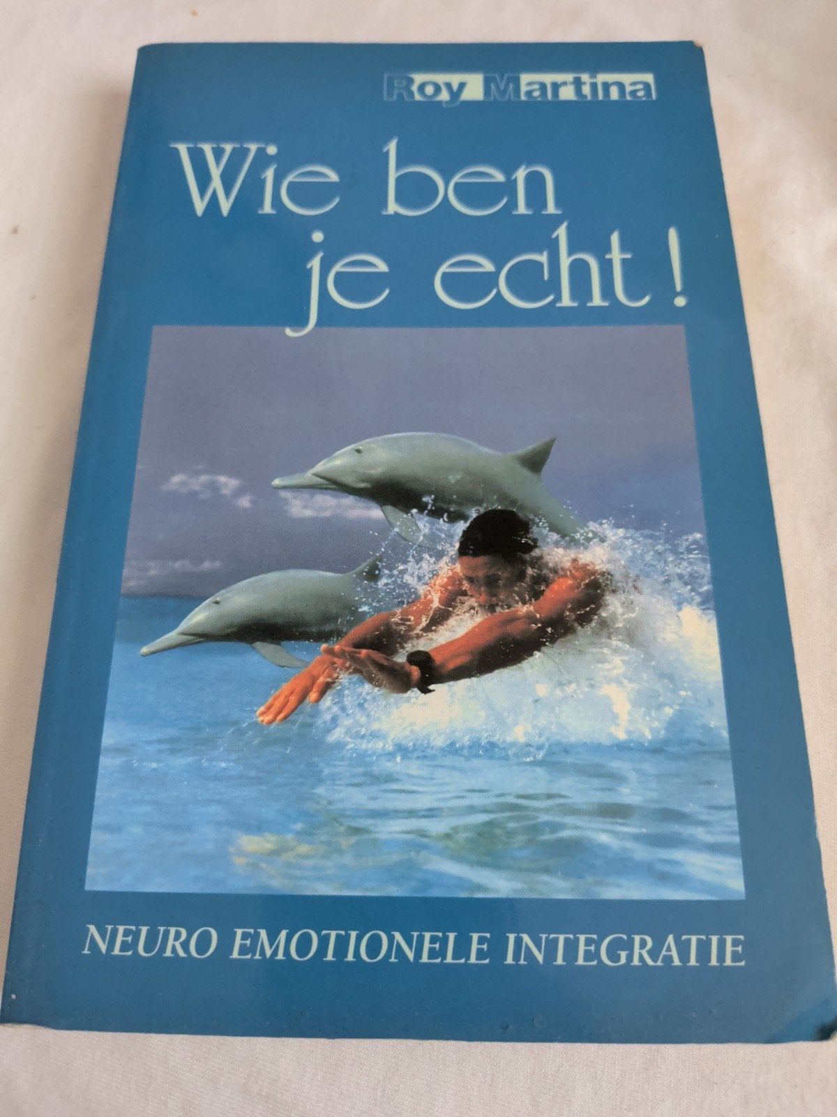 R. Martina - Wie ben je echt!, Boeken, Sociale wetenschap, Ophalen of Verzenden, Zo goed als nieuw, R. Martina