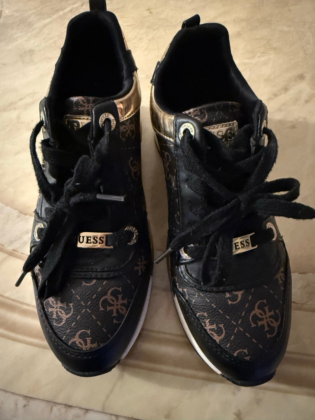 Originele Guess Sneakers, Ophalen, Zo goed als nieuw, Zwart, Sneakers of Gympen