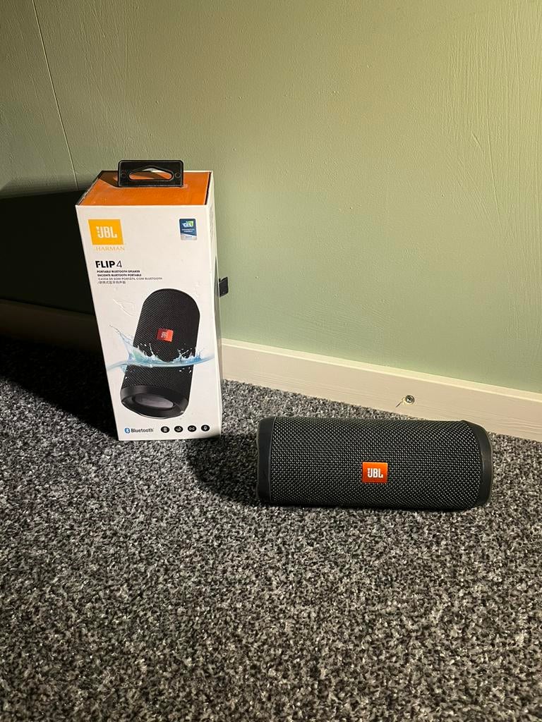JBL Flip 4 Bluetooth Speaker inclusief doos en oplaadsnoer, Ophalen, Zo goed als nieuw, Overige merken