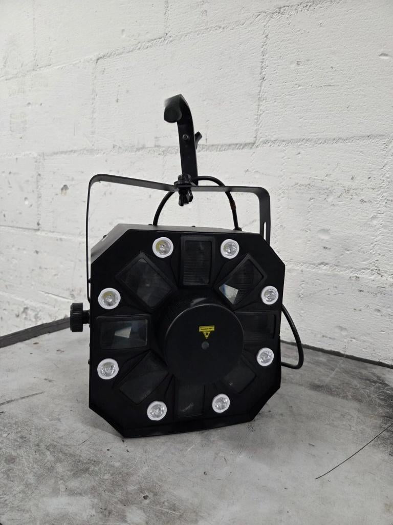 2 x Showtec Dominator 3-in-1 lichteffect, Ophalen, Gebruikt, Licht, Geluidgestuurd