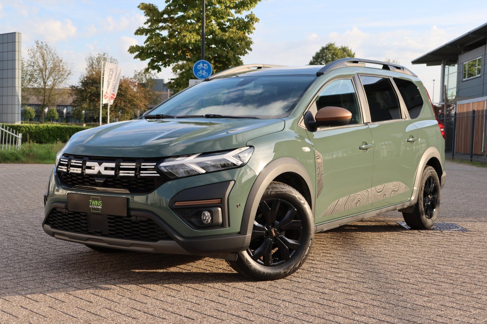 Dacia Jogger 1.0 TCe 100 ECO-G Extreme 5p., Voorwielaandrijving, 101 pk, Gebruikt, Electronic Stability Program (ESP)