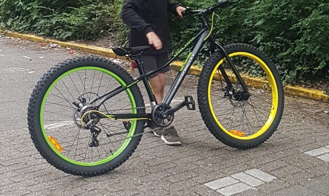 Volare ADO fiets / Fatbike banden 26 inch Groen/Geel, Gebruikt, Volare, Ophalen, 26 inch of meer