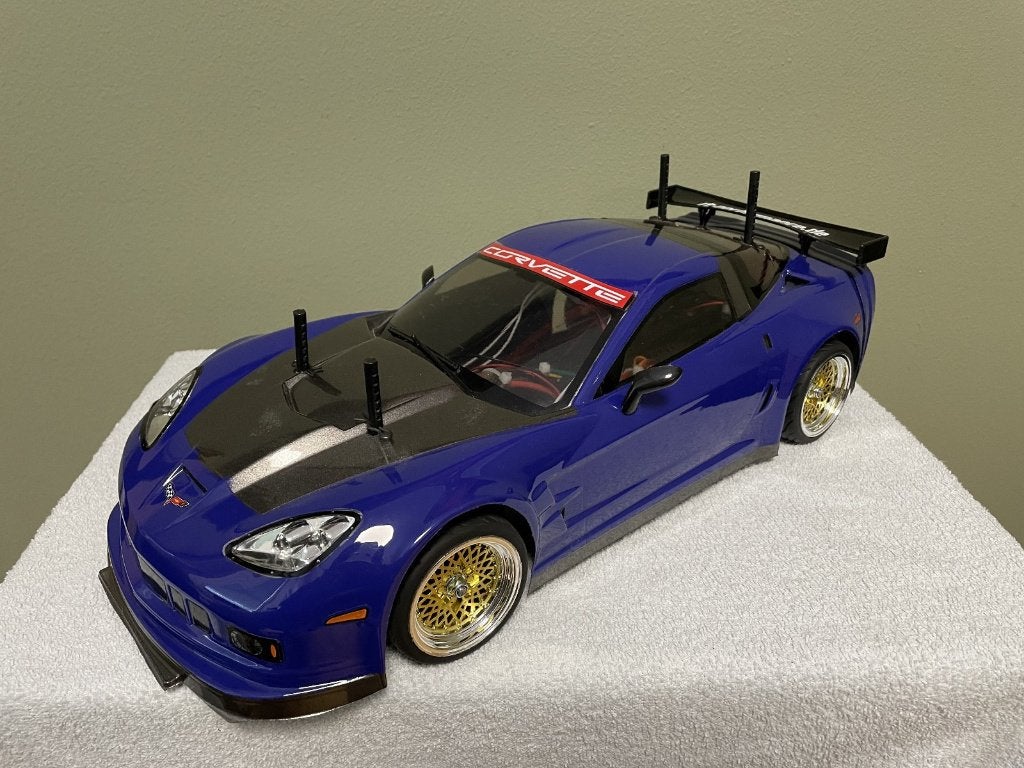 Tamiya 1:10 – TT-01E met Killerbody Corvette GT2 body, Elektro, Ophalen of Verzenden, Zo goed als nieuw, Schaal 1:10