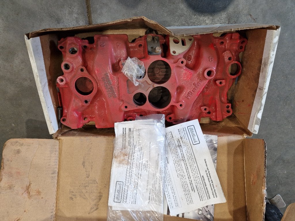 Intake 350 V8 | Inlaatspruitstuk, Auto-onderdelen, Motor en Toebehoren, Ophalen of Verzenden, Gebruikt, Amerikaanse onderdelen