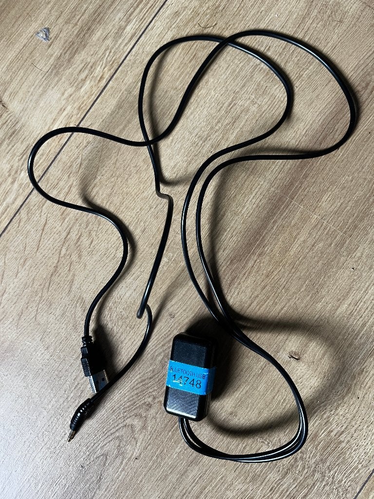 USB en 3.5mm Jack Audio Kabel met Bluetooth Adapter, Ophalen of Verzenden, Gebruikt