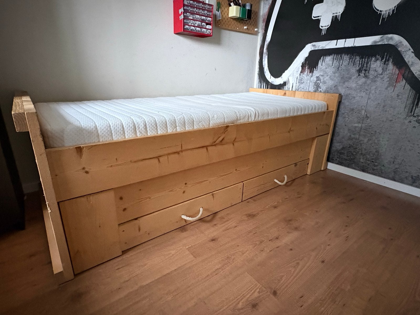 Steigerhouten eenpersoonsbed met uitschuifbed en lades, Huis en Inrichting, Ophalen, Gebruikt, 90 cm, Eenpersoons