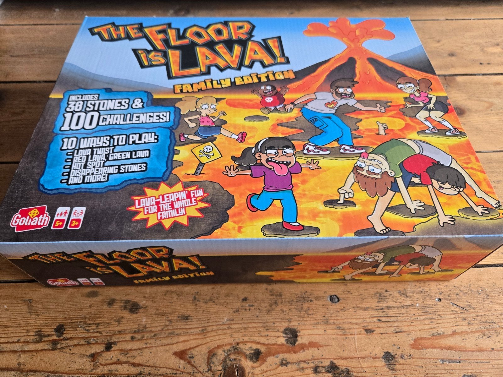 The Floor is Lava! Family Edition - Goliath, Drie of vier spelers, Ophalen of Verzenden, Nieuw, Goliath