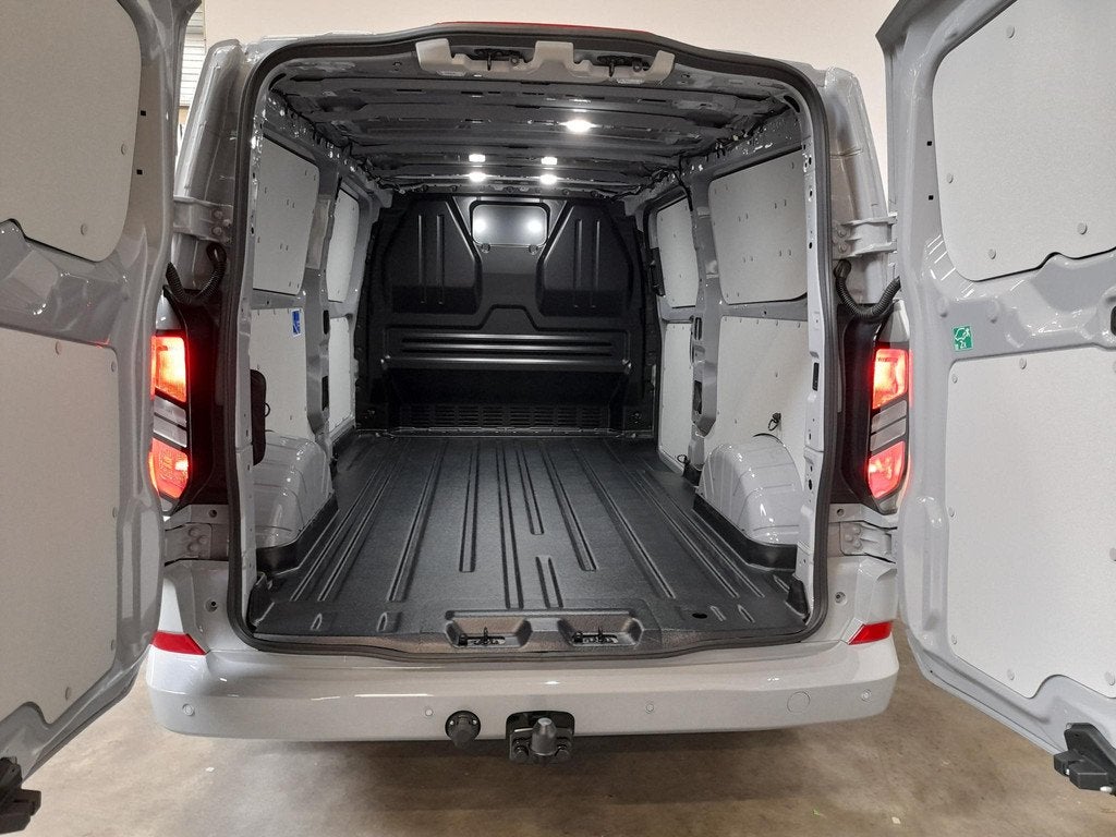 Ford Transit Custom 320 2.0 TDCI L2H1 Limited Automaat Airco, Auto's, Bestelauto's, Gebruikt, Euro 6, 4 cilinders, 2500 kg