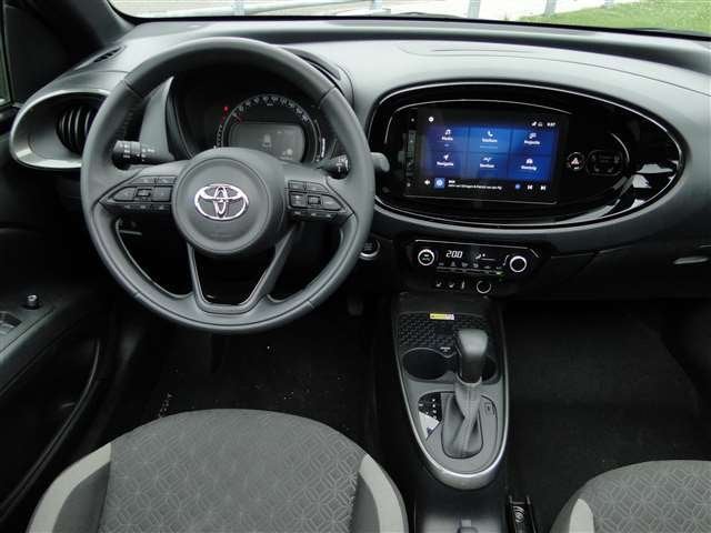 Toyota Aygo X 1.0 VVT-i Premium Cabrio! Led . Climate . Adap, Auto's, 12 maanden, Gebruikt, Zwart, Origineel Nederlands