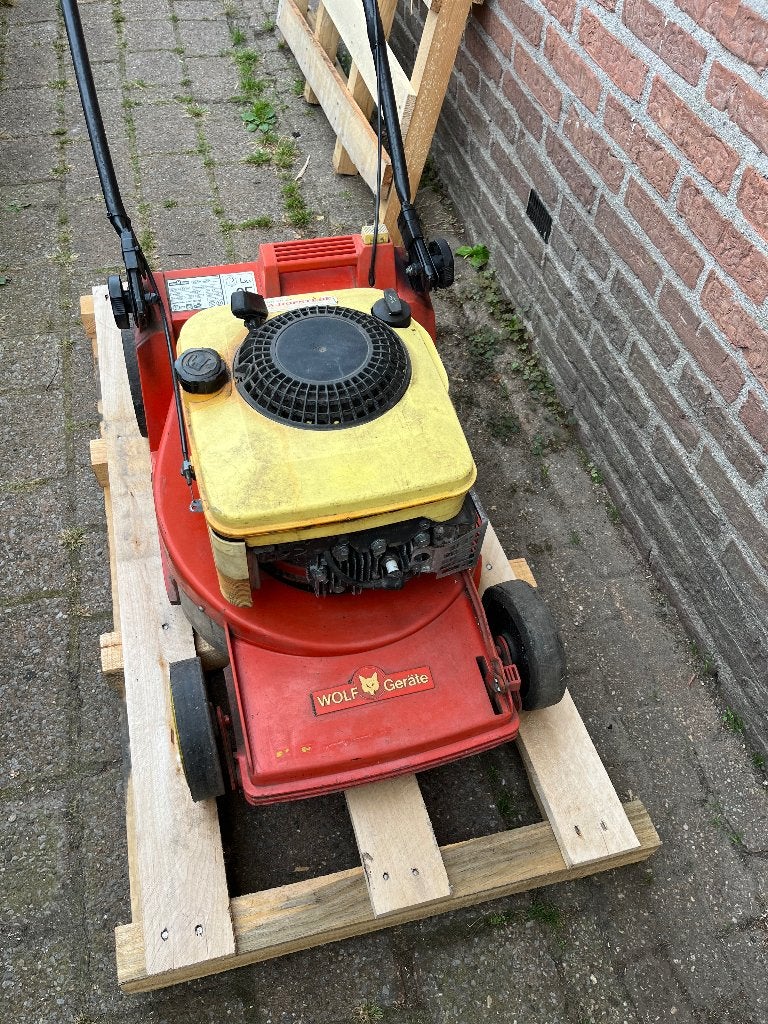 Benzine grasmaaier Wolf, Ophalen, Cirkelmaaier, Gebruikt, Opvangbak
