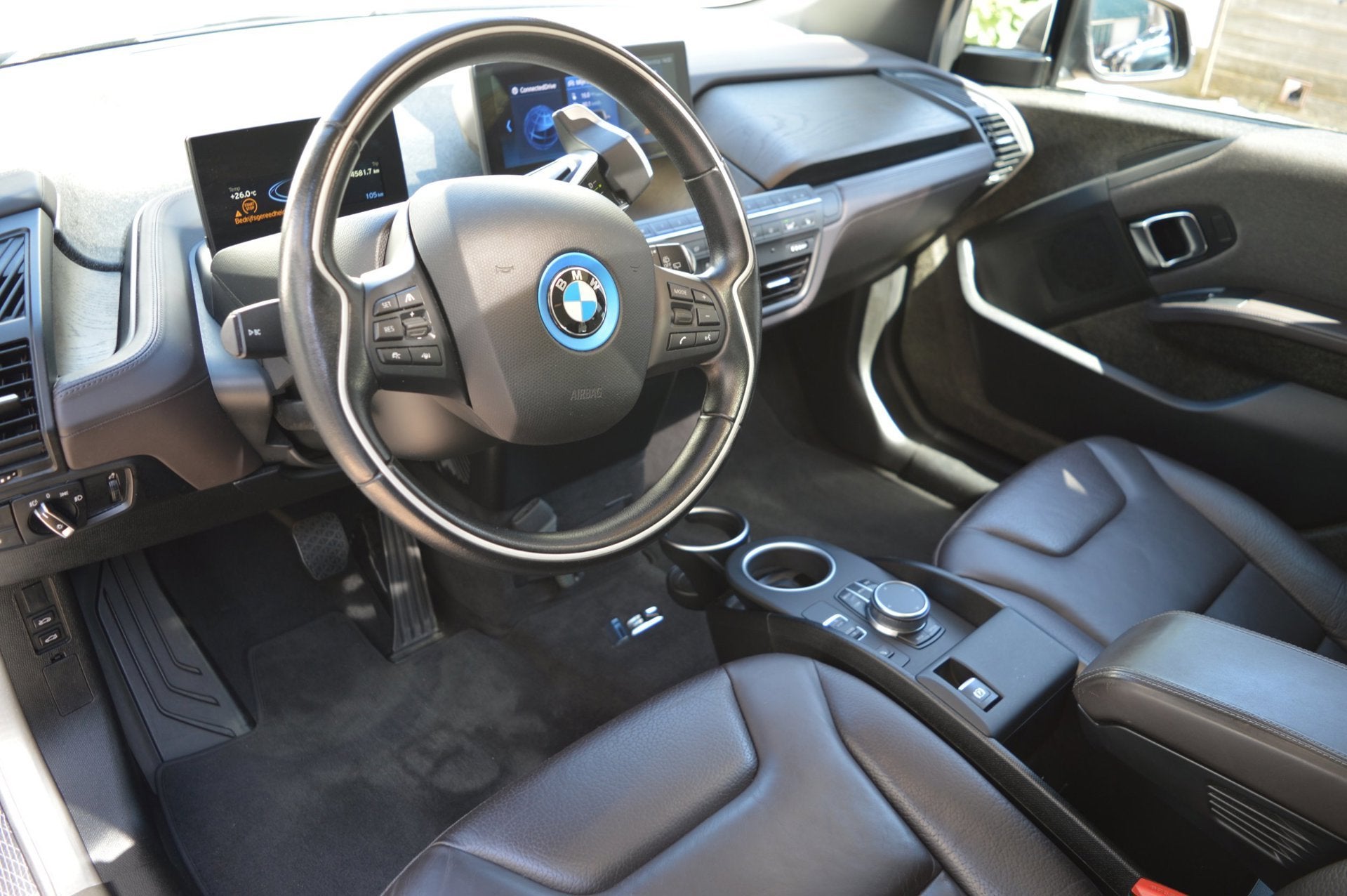 BMW I3 S iPerformance 94Ah 33 kWh Pano/20"/Leder/Camera, Automaat, Achterwielaandrijving, 184 pk, 115 min