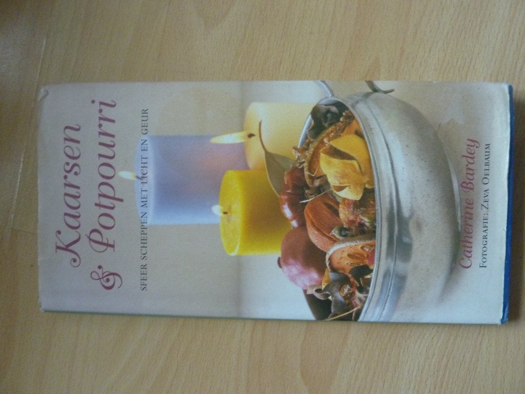 Boekje hoe kaarsen en potpourri te maken, Overige thema's, Overige typen, Ophalen of Verzenden, Zo goed als nieuw