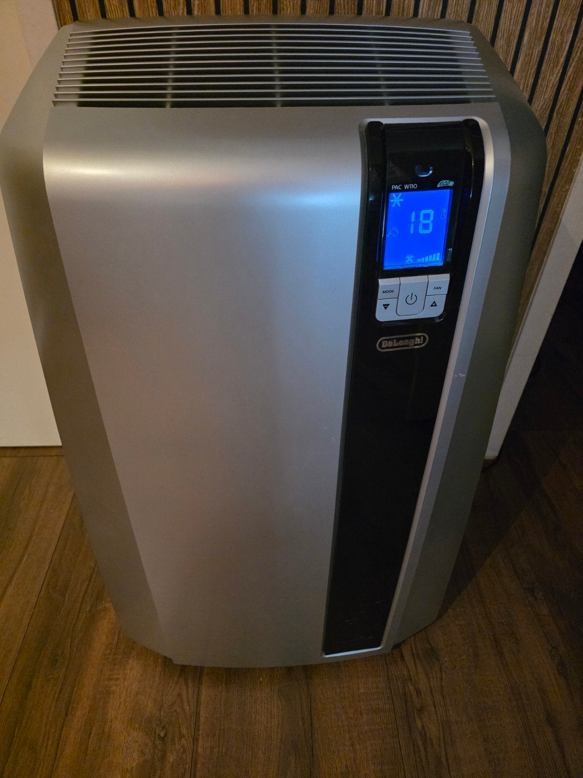De'Longhi Pinguino PAC W110 ECO  11.000 BTU, Ophalen, Timer, 3 snelheden of meer, 100 m³ of groter