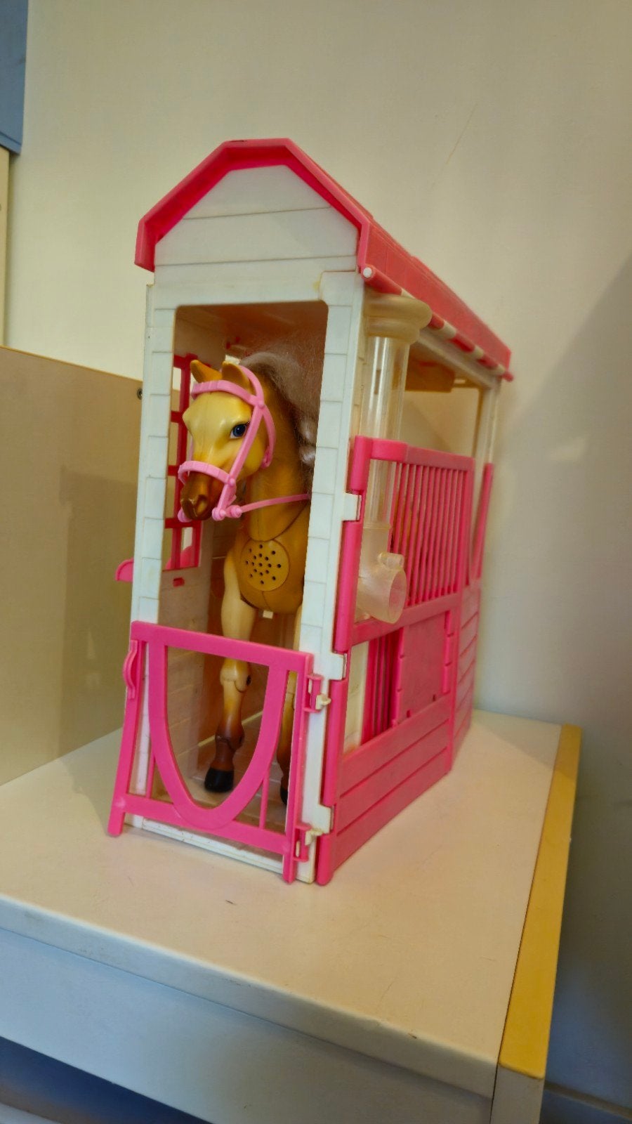 Grote collectie Barbie paarden en accessoires, Kinderen en Baby's, Speelgoed | Poppen, Ophalen of Verzenden, Gebruikt