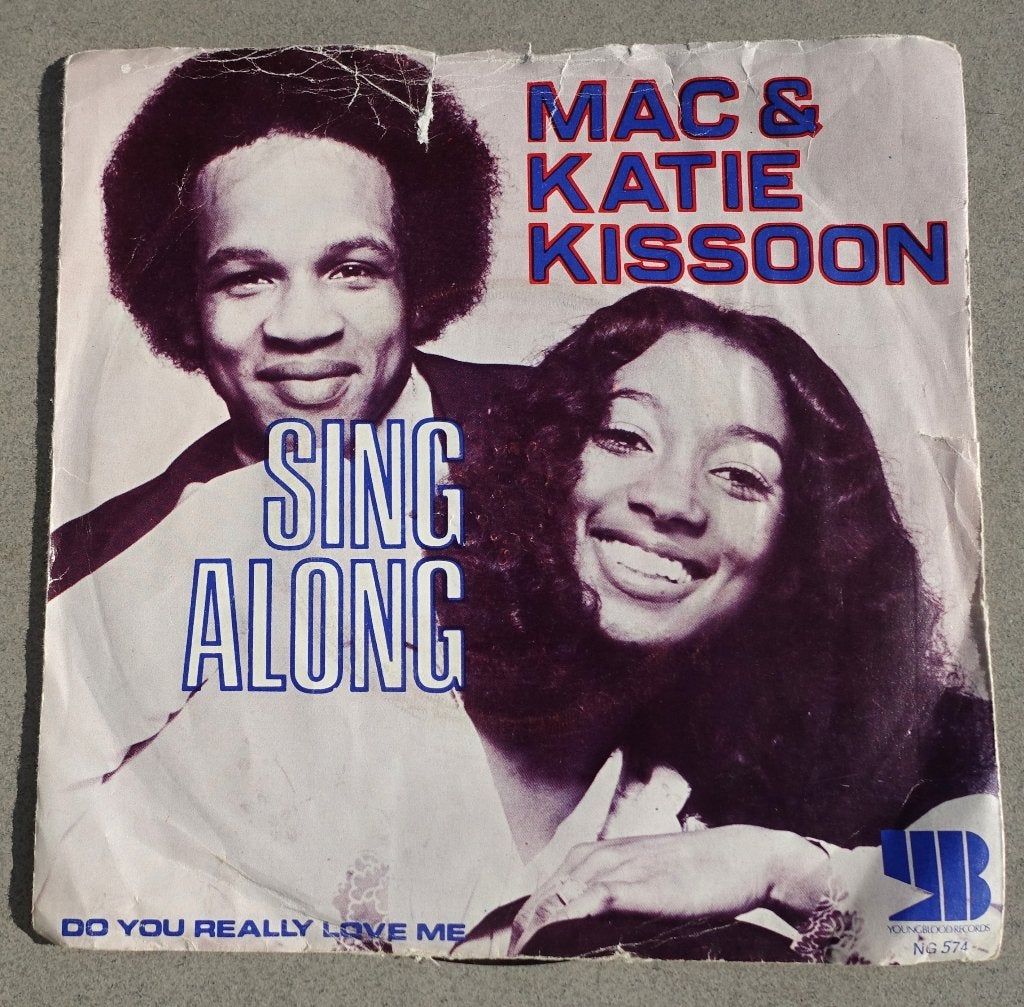 Mac & Katie Kissoon - Sing Along / Do You Really Love Me, 7 inch, Zo goed als nieuw, Pop, Overige typen