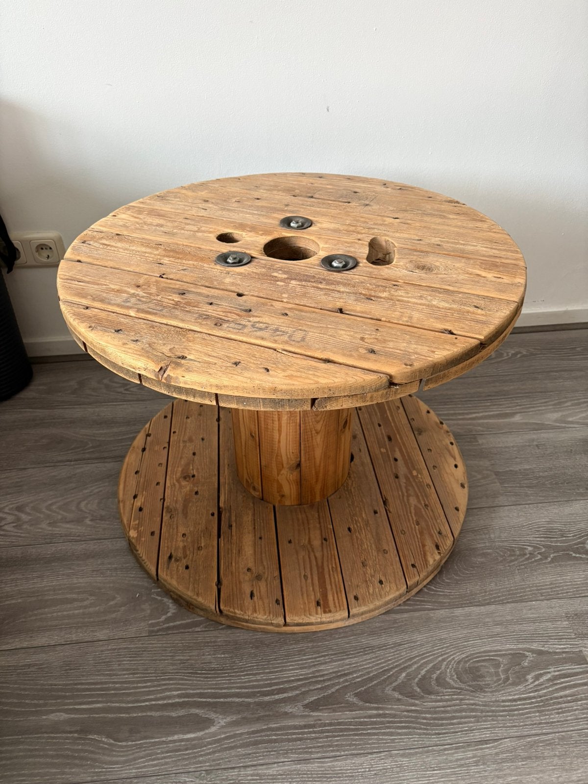 Houten kabelhaspel / bijzettafel, Huis en Inrichting, Gebruikt, Rond, 55 tot 75 cm, Hout