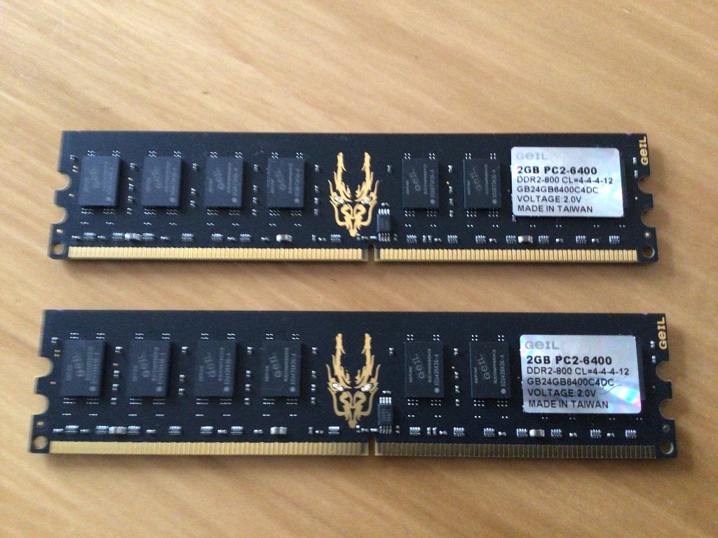 GEIL 2x2GB DDR2-800 PC2-6400 RAM Geheugen - Als nieuw, Ophalen, Zo goed als nieuw, DDR2, Desktop