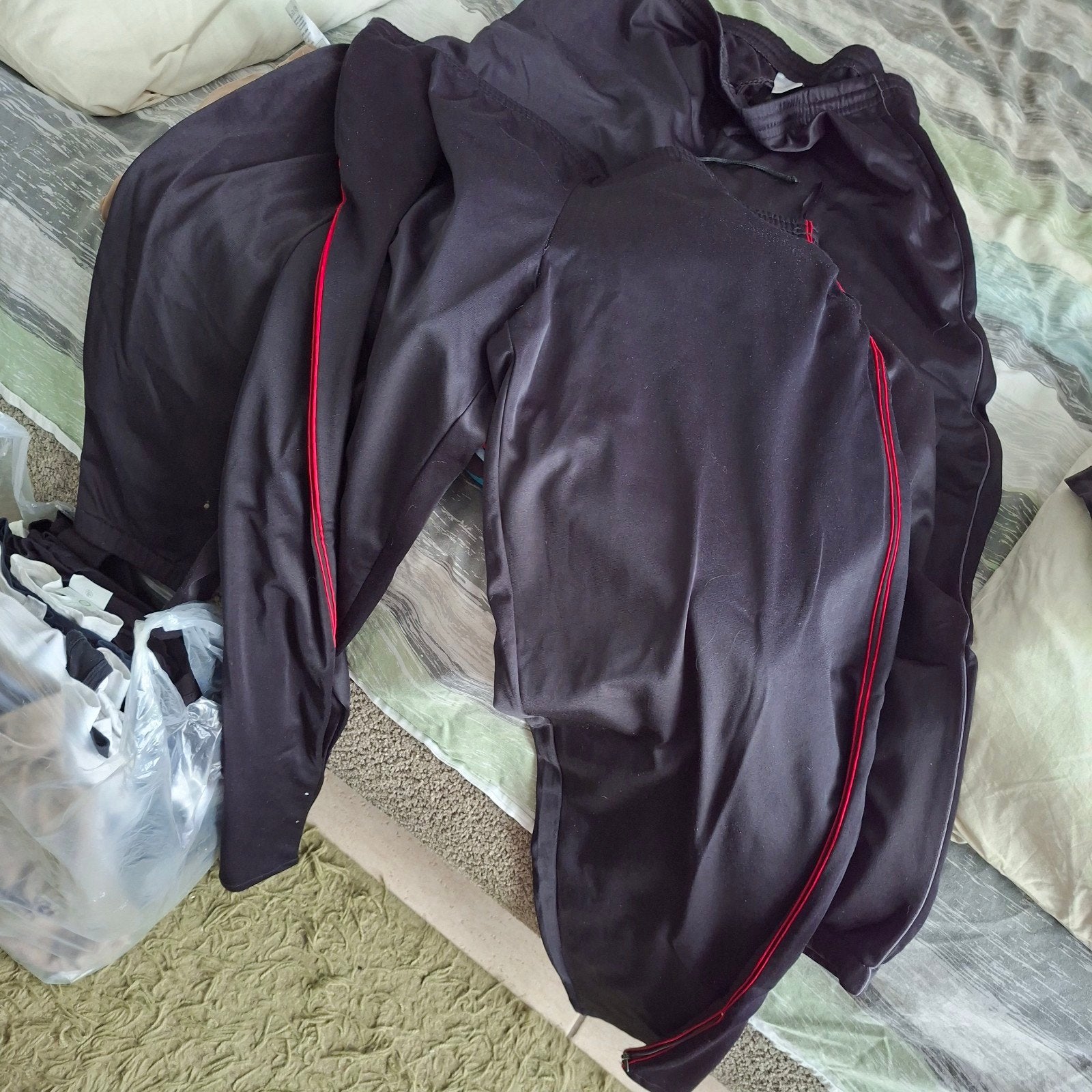 2 oude sportbroeken trainingsbroek xxl, Ophalen of Verzenden, Overige maten, Zwart