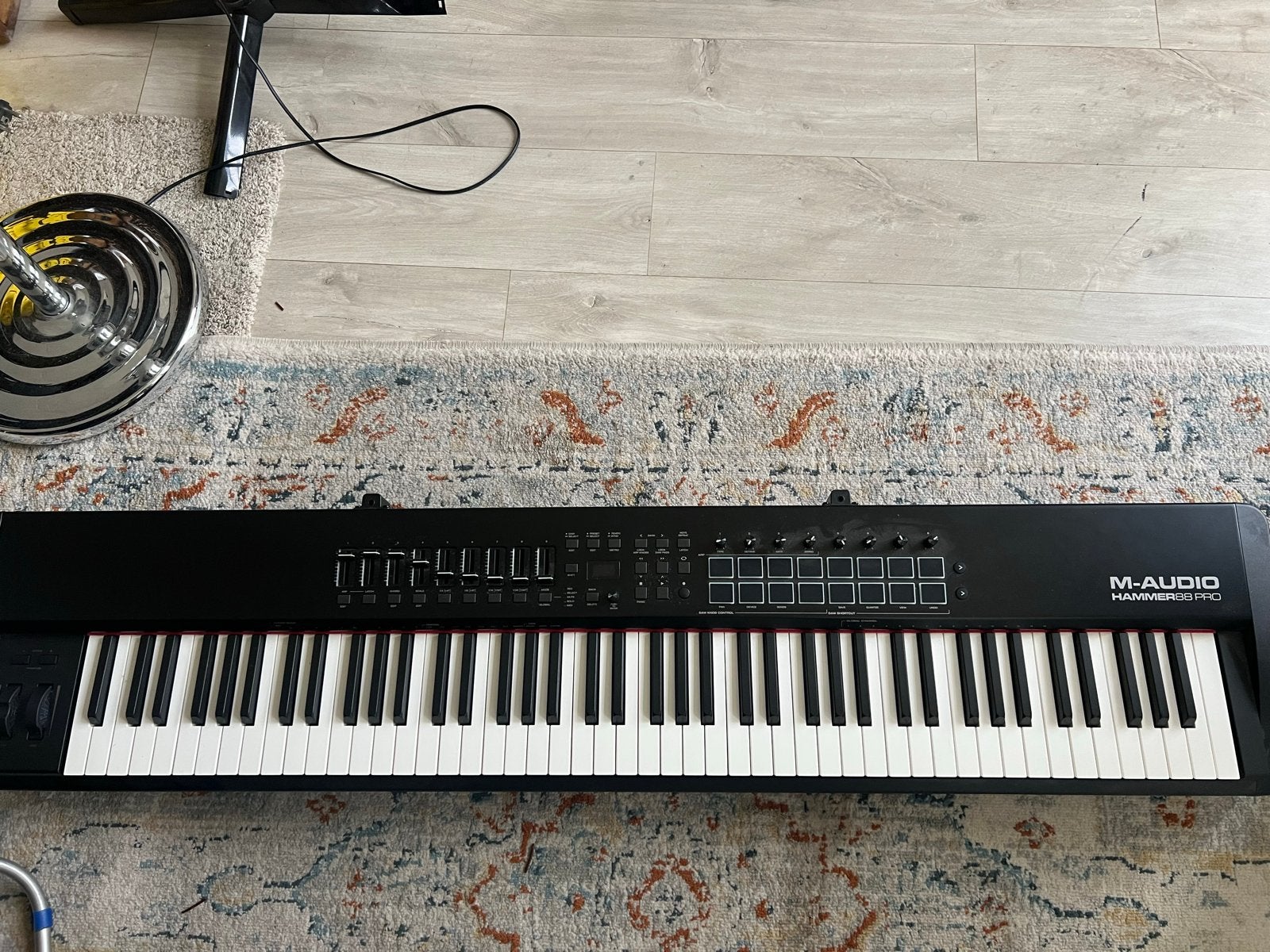 M-Audio Hammer 88 Pro MIDI Keyboard - 88 gewogen toetsen, 88 toetsen, Zo goed als nieuw, Aanslaggevoelig, Ophalen
