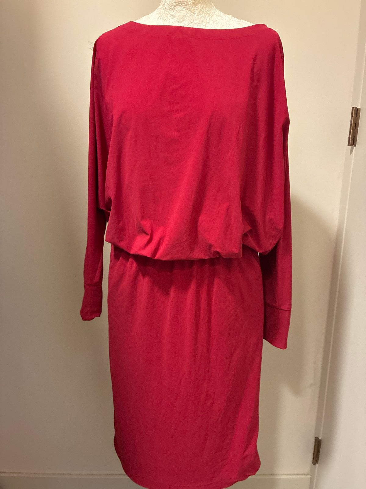 LaDress Jurk S ZGAN Travelstof Tango/Burgundy Rood, Ophalen of Verzenden, Zo goed als nieuw, Maat 36 (S), Rood