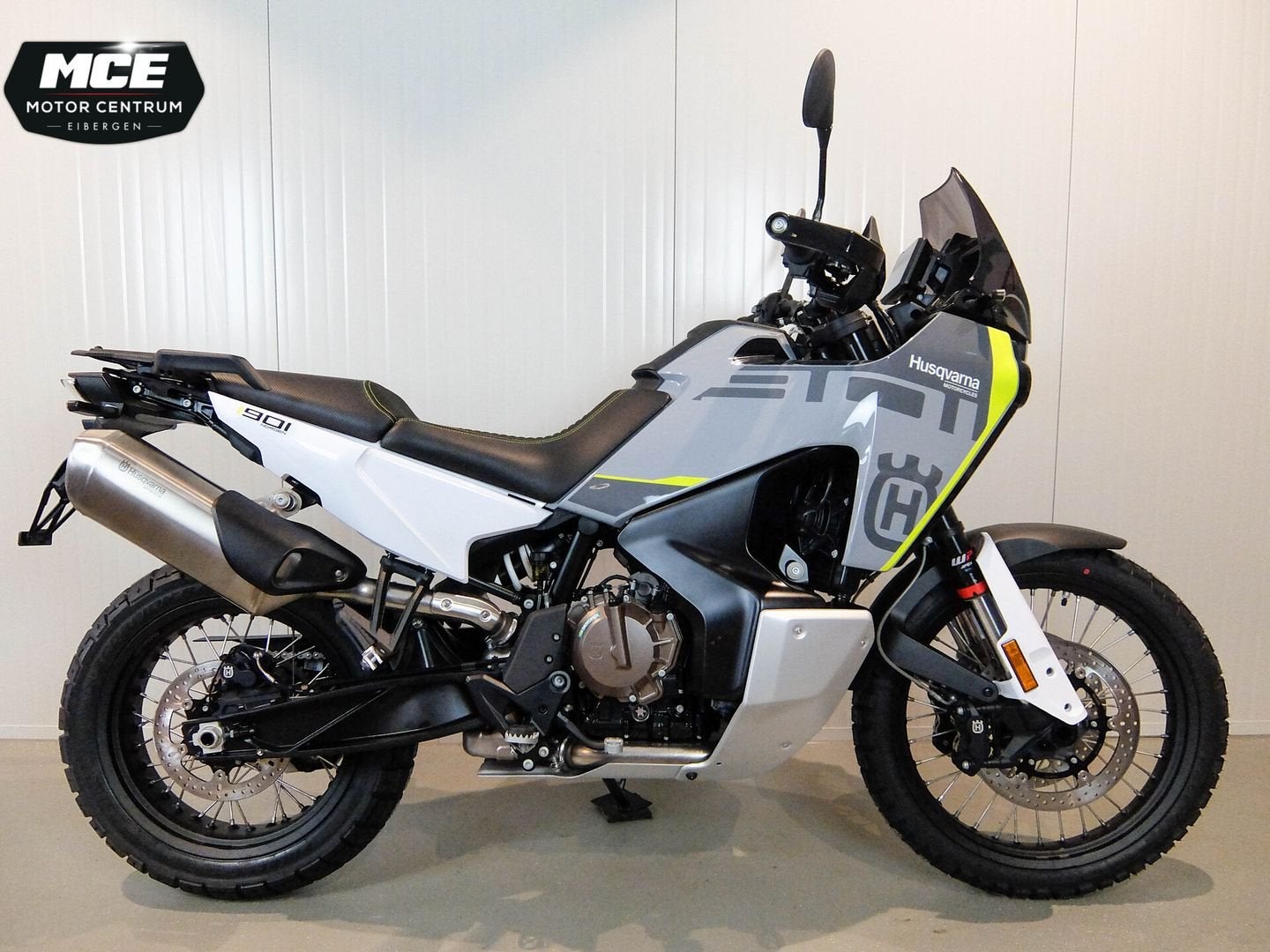 HUSQVARNA NORDEN  901 (bj 2024), 2 cilinders, Motorrijbewijs A, Onbekend, Meer dan 35 kW