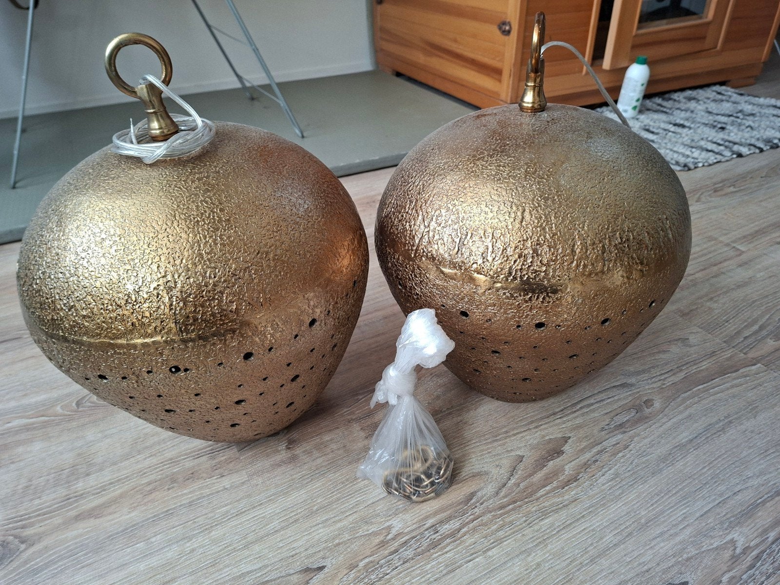 2 Gouden Hanglampen, Ophalen, Zo goed als nieuw, Metaal, E27 (groot)