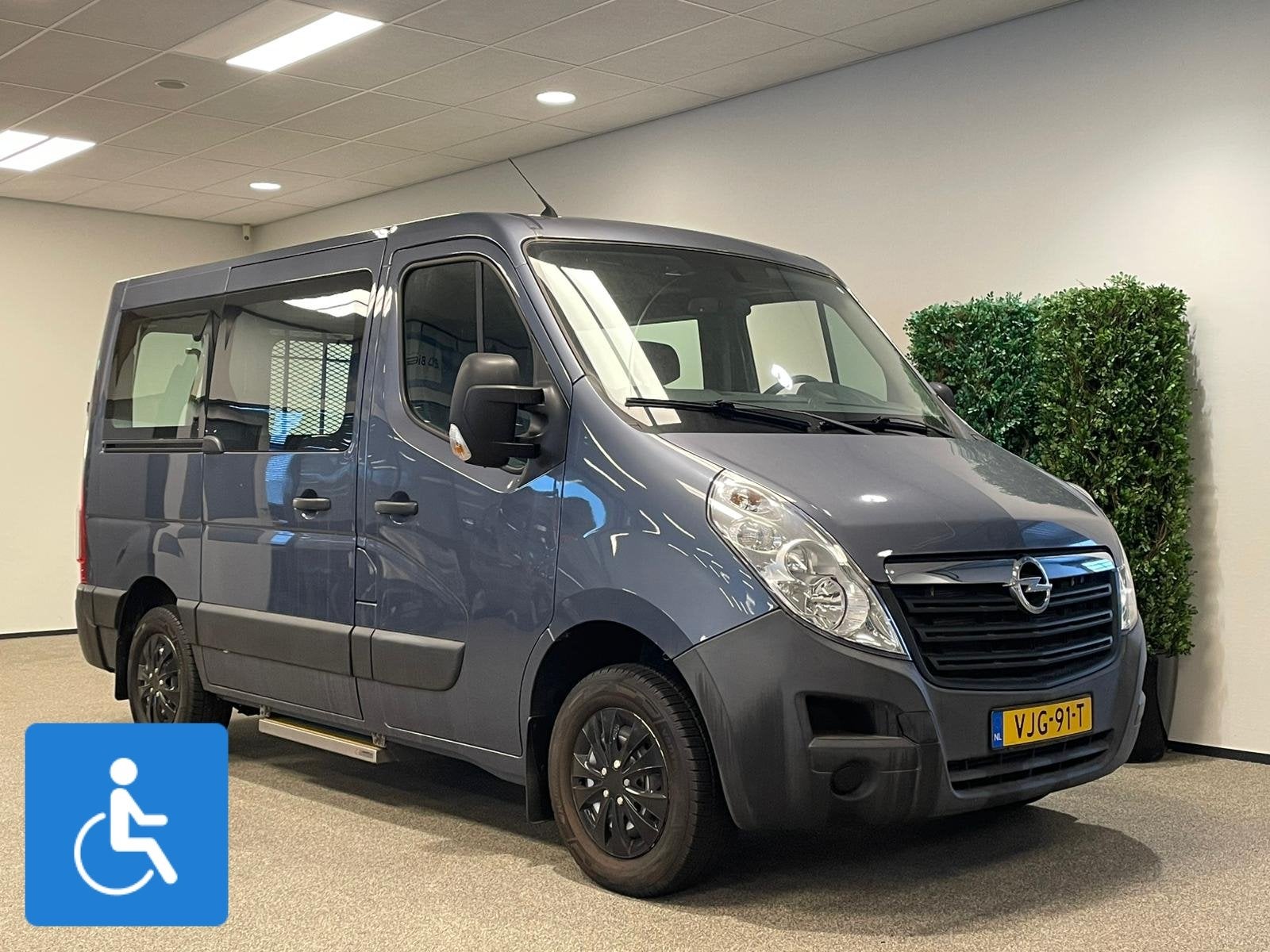 Opel Movano L1H1 Rolstoelbus (Airco achterin!), Stof, Gebruikt, 4 cilinders, 2299 cc