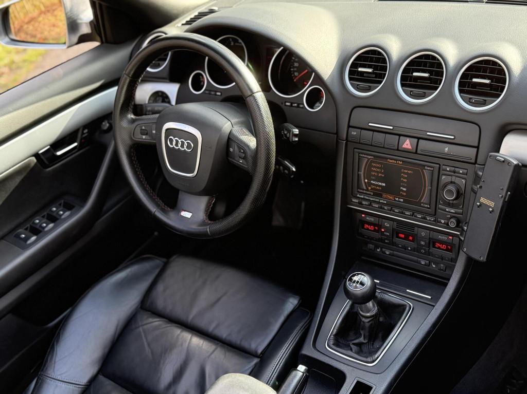 Audi A4 Cabriolet 1.8 Turbo Pro Line Exclusive / S-LINE, Auto's, Audi, Voorwielaandrijving, Bi-Xenon koplampen, Gebruikt, 4 cilinders