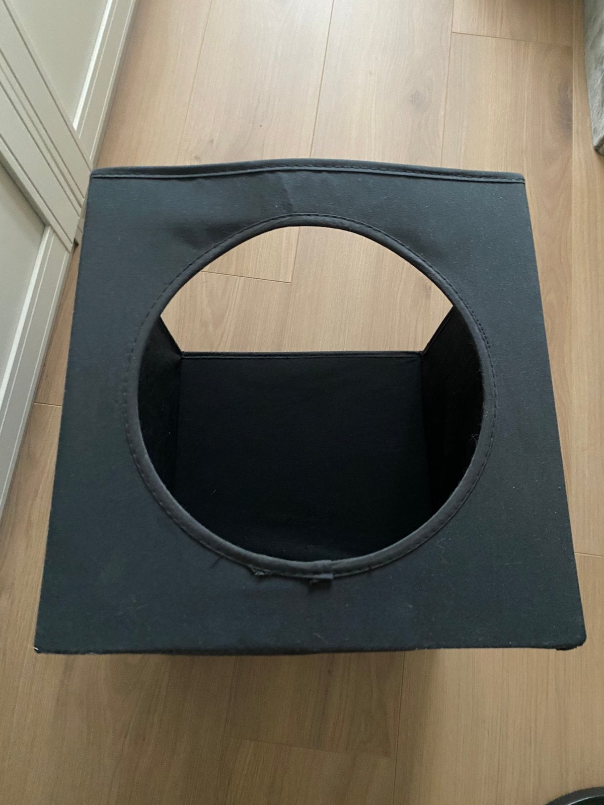 Als nieuw zwarte stoffen mand kattenmand Kallax ikea kast, Ophalen of Verzenden, Zo goed als nieuw