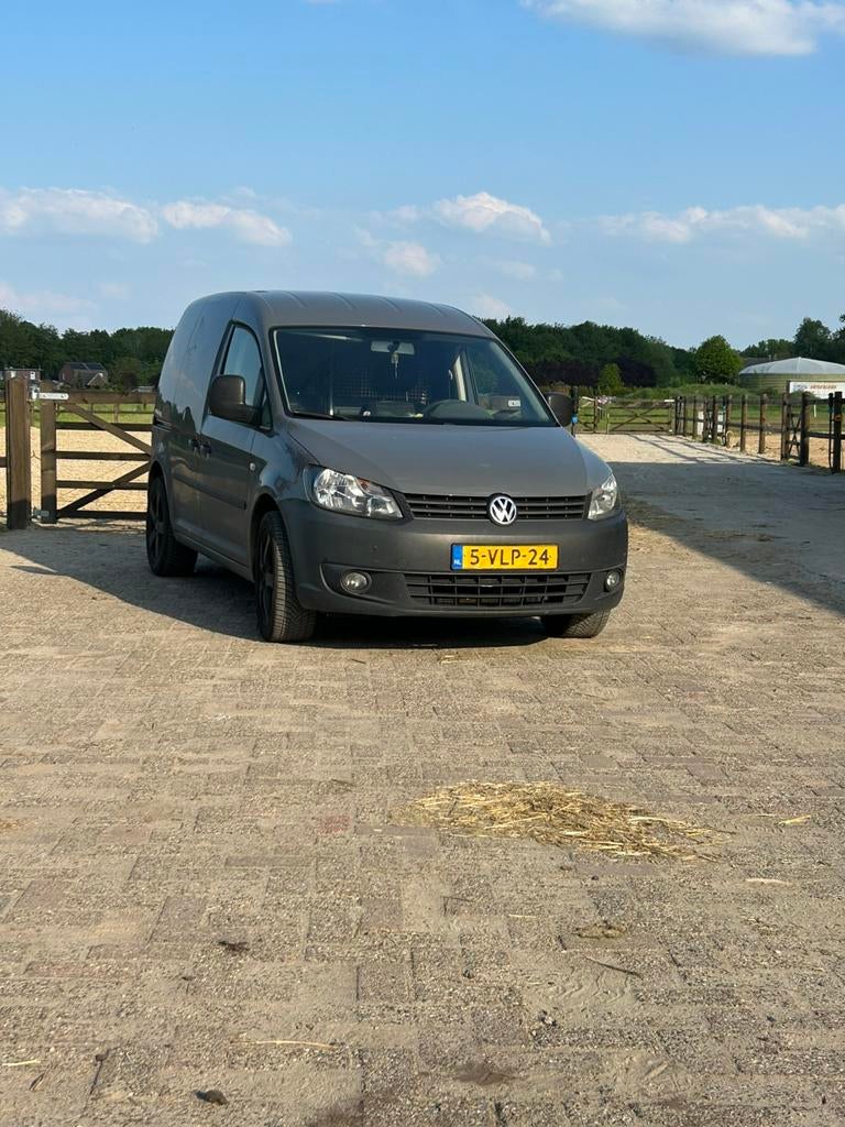 Volkswagen Caddy 1.6 D 75KW 2011, Auto's, Voorwielaandrijving, Euro 5, Stof, Zwart