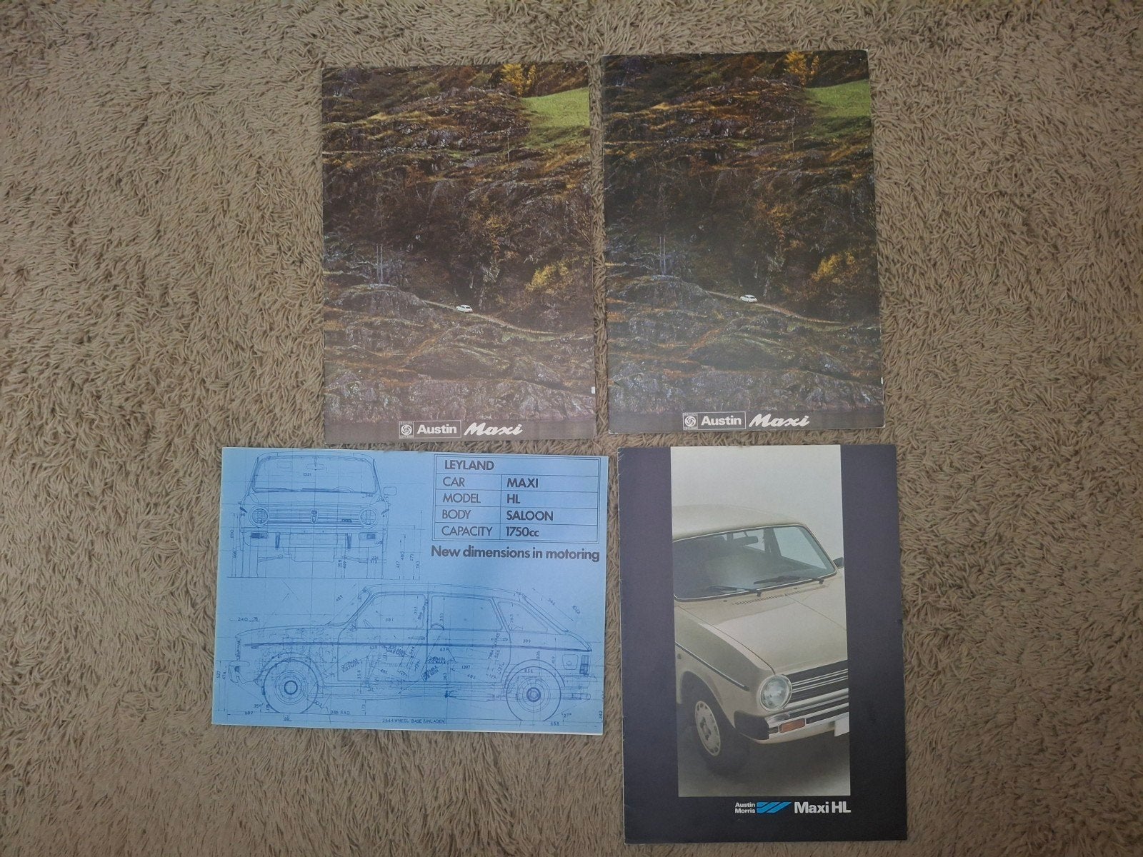 Lot autofolders Leyland/Austin Maxi, Verzenden, Gelezen, Overige merken