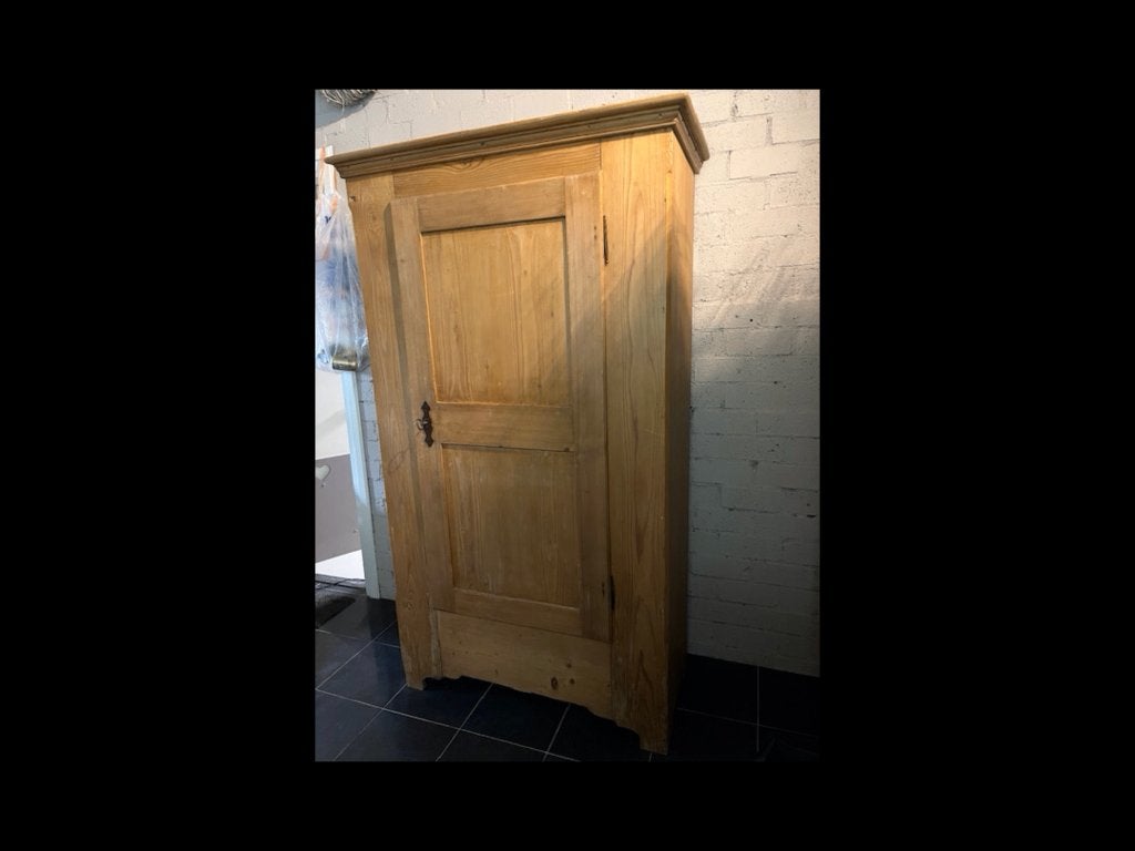 Antieke kast, Ophalen