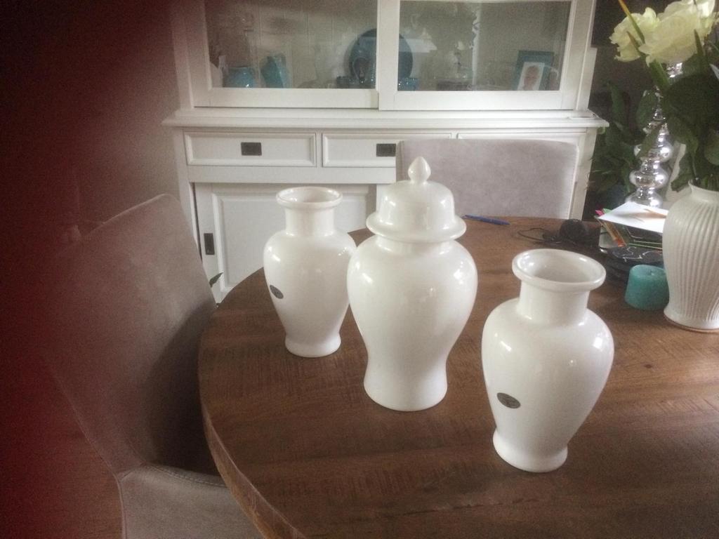 Kaststel wit, Huis en Inrichting, Woonaccessoires | Vazen, Overige materialen, Gebruikt, Wit, Ophalen of Verzenden