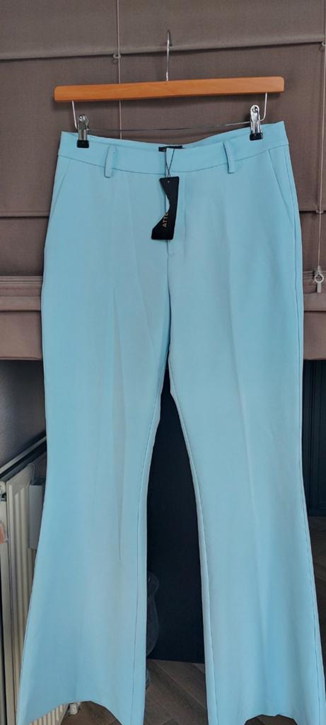 Nieuwe pantalon van Attentif. Lichtblauw. Maat 40., Kleding | Dames, Maat 38/40 (M), Blauw, Nieuw, Ophalen of Verzenden