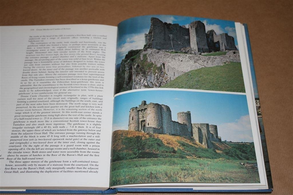 Great Medieval Castles of Britain. Kastelen., Boeken, Geschiedenis | Wereld, Ophalen of Verzenden, Gelezen, Europa