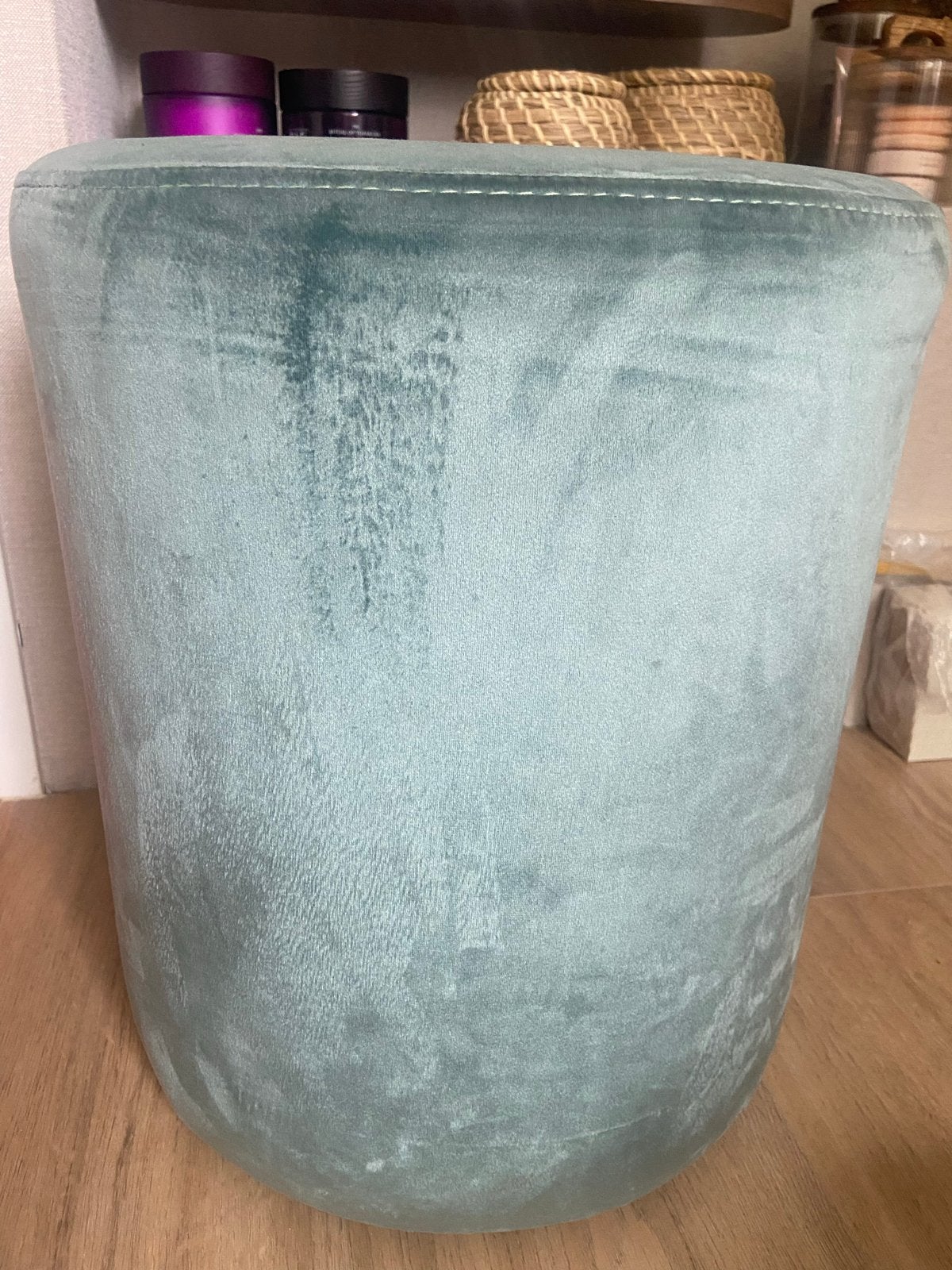 Zo goed als nieuwe groene velvet poef, Minder dan 50 cm, Rond, Ophalen of Verzenden, Zo goed als nieuw