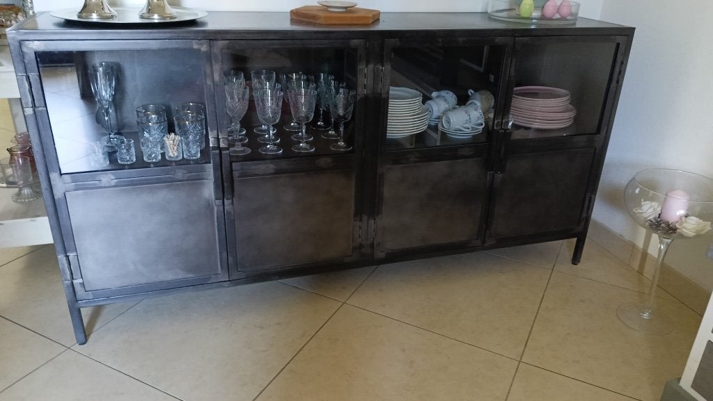 Industriële Dressoir / Metaal, Ophalen, Met deur(en), 100 tot 150 cm, Zo goed als nieuw