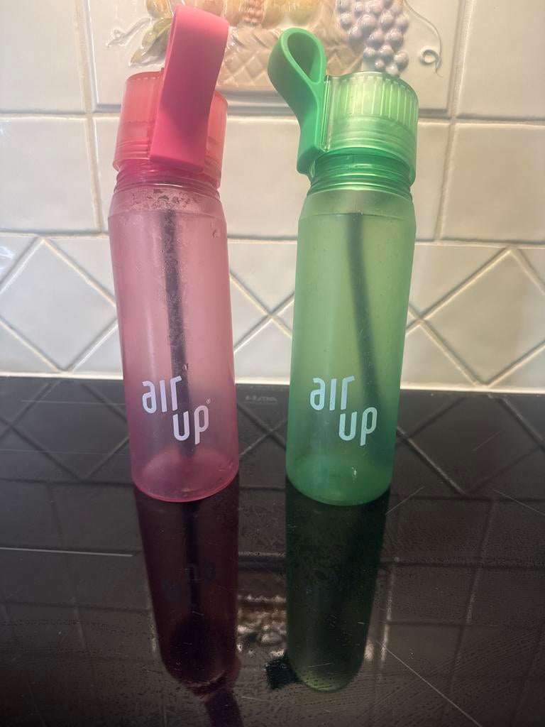 Air Up flessen - Roze en Groen (650ml), Sport en Fitness, Bidons, Ophalen, Gebruikt