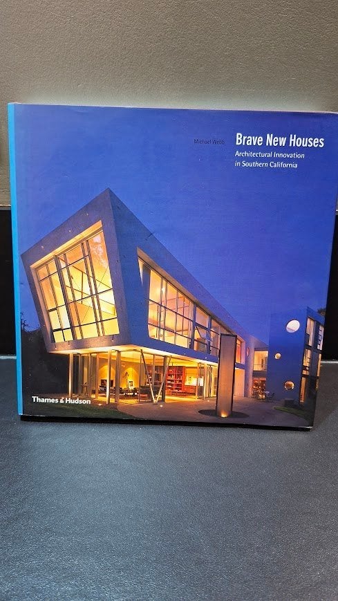 Brave New Houses - Architectuur in Californië - Michael Webb, Ophalen of Verzenden, Gelezen, Architectuur algemeen, Michael Webb