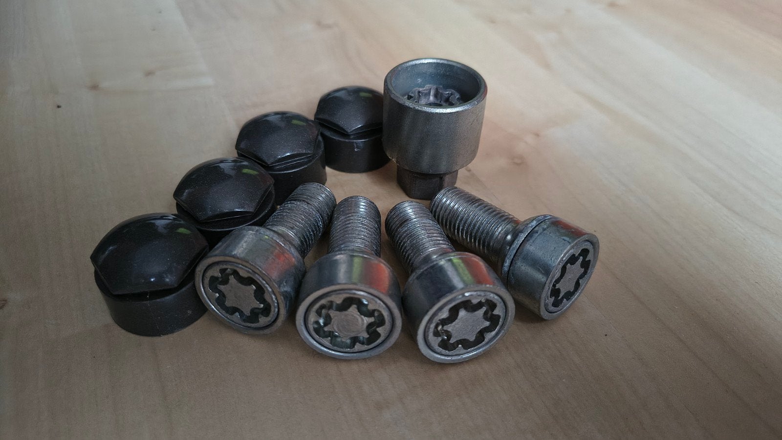 Slotbouten wielbouten Audi/VW, Ophalen of Verzenden, Gebruikt, Audi