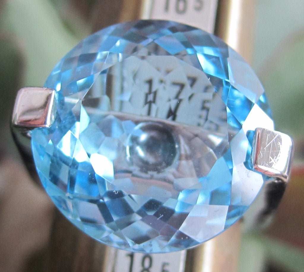 Topaas design ring natuurlijk topaz 20 krt ITALY groot ring, Ophalen, Blauw, Zo goed als nieuw, 17 tot 18
